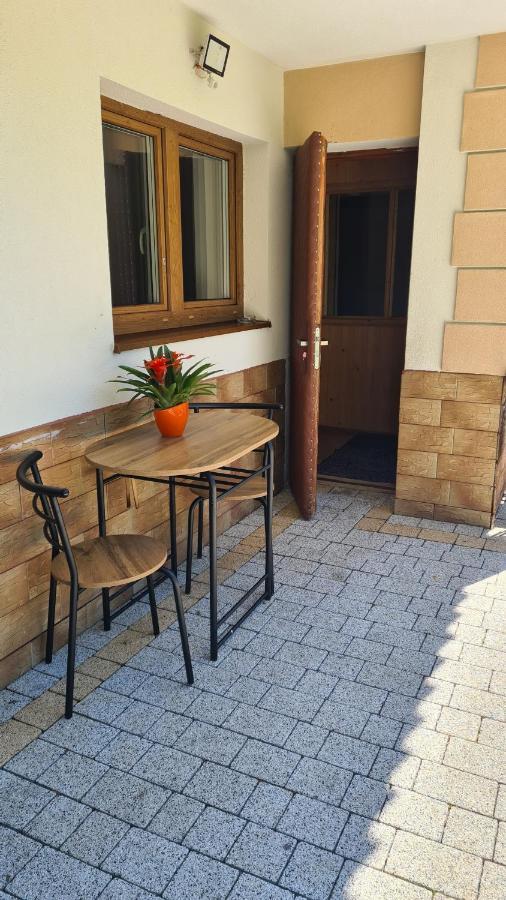 Apartament Za Potokiem Groń Esterno foto